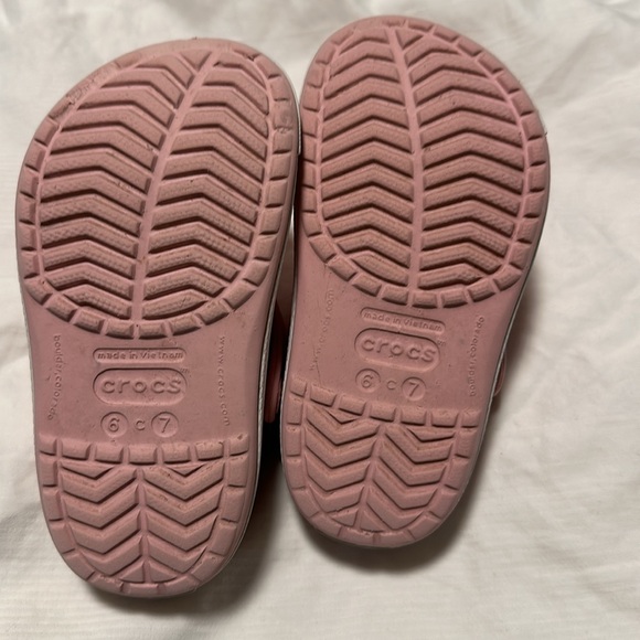 Crocs- Off Court Clog - Picture 2 of 6